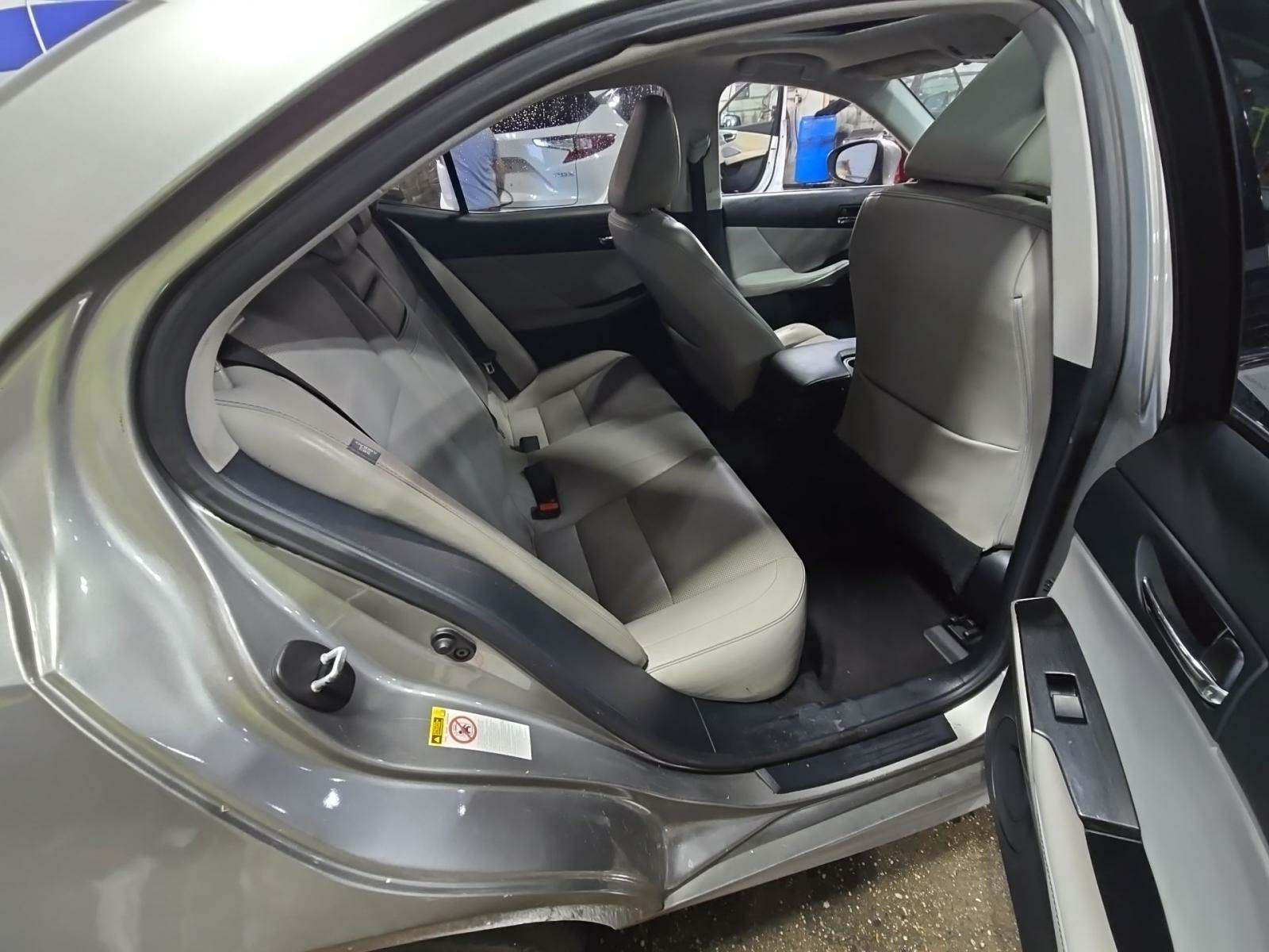 2015 Lexus IS IS 250 RWD