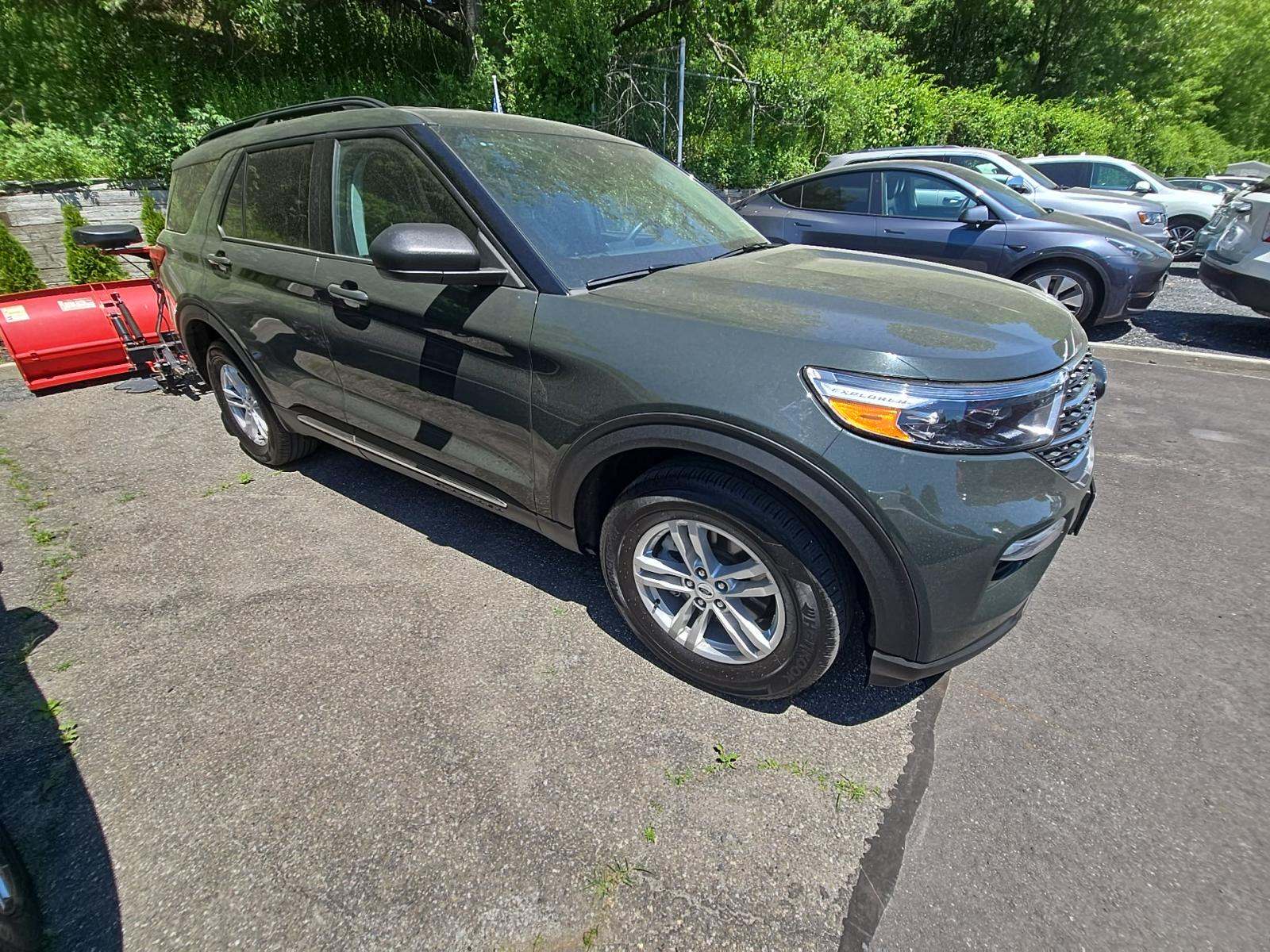 FORD EXPLORER - 4