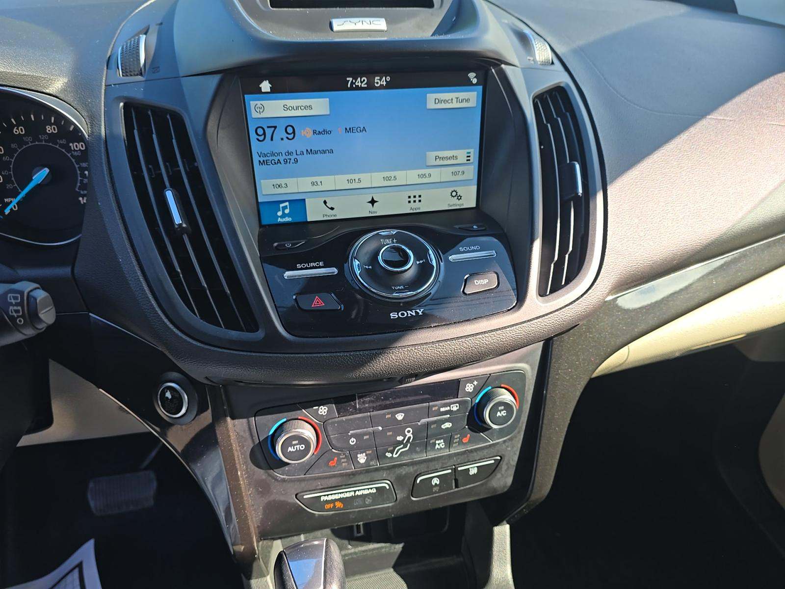 FORD ESCAPE - 10