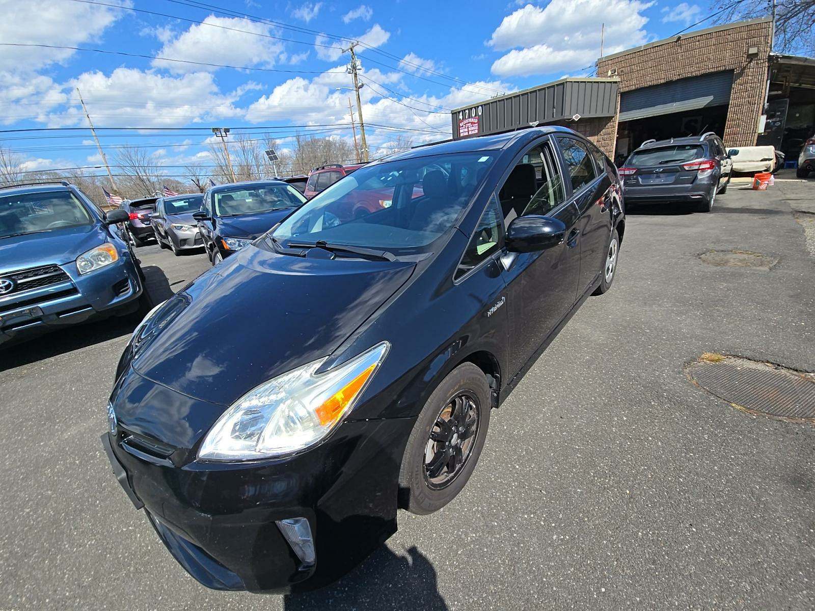 2014 Toyota Prius Two FWD