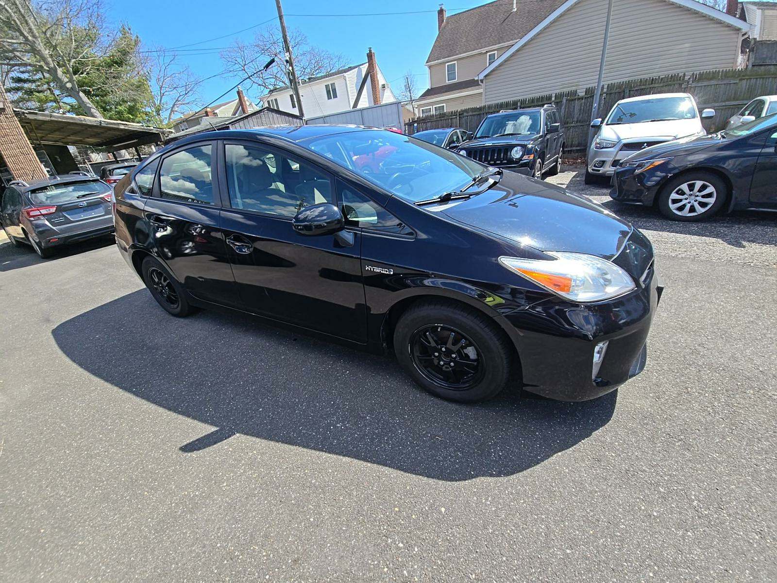 2014 Toyota Prius Two FWD