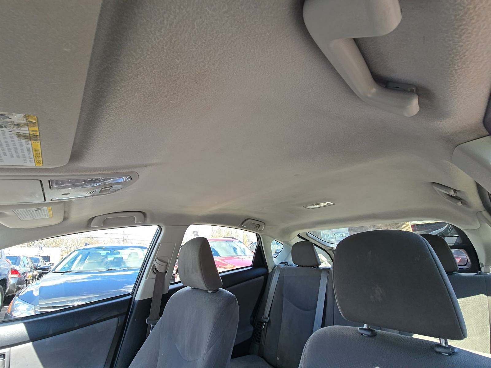 2014 Toyota Prius Two FWD