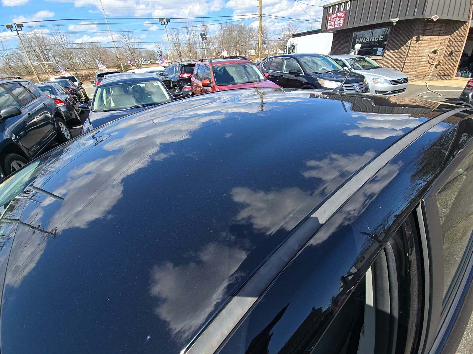 2014 Toyota Prius Two FWD