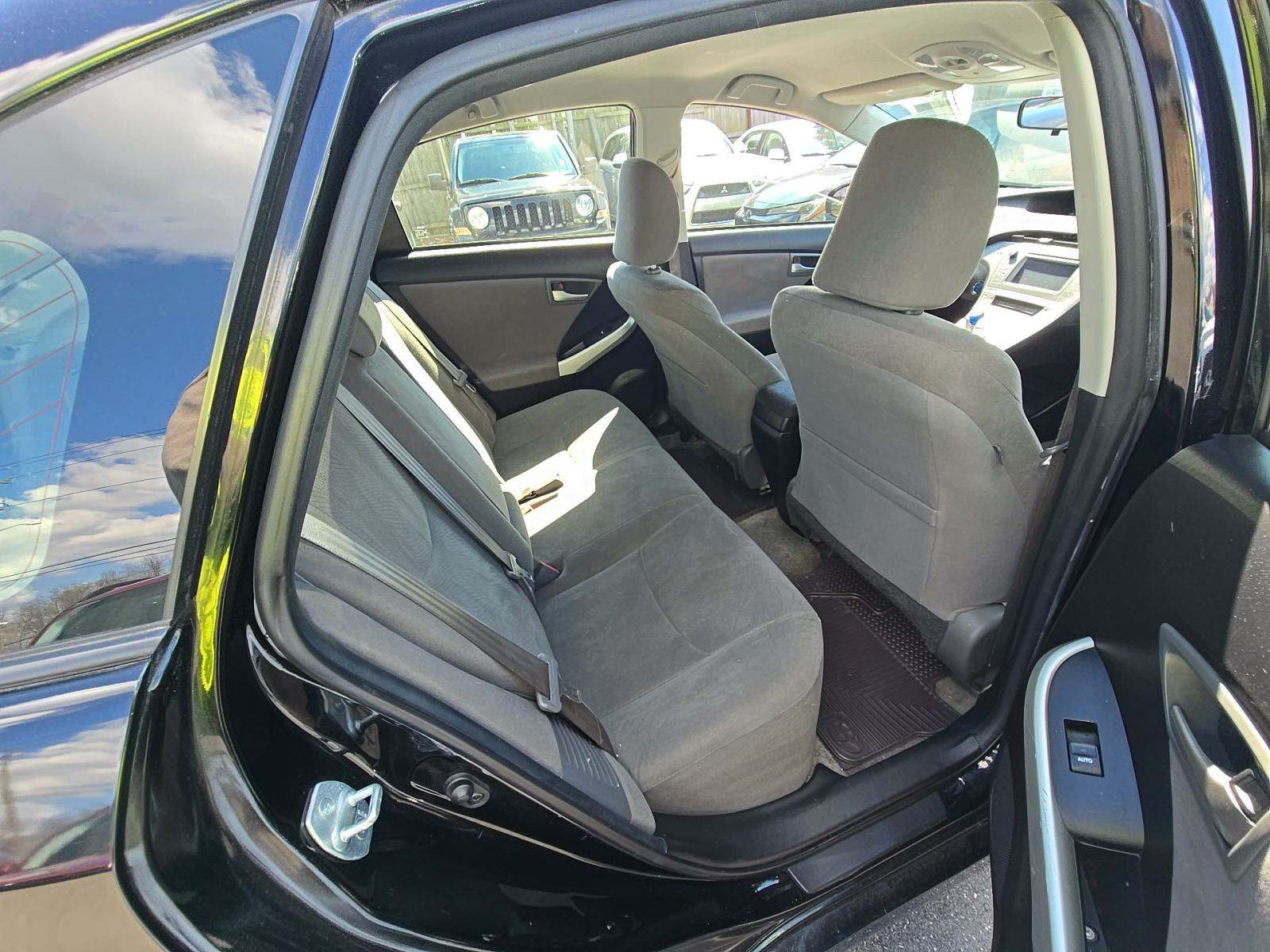 2014 Toyota Prius Two FWD