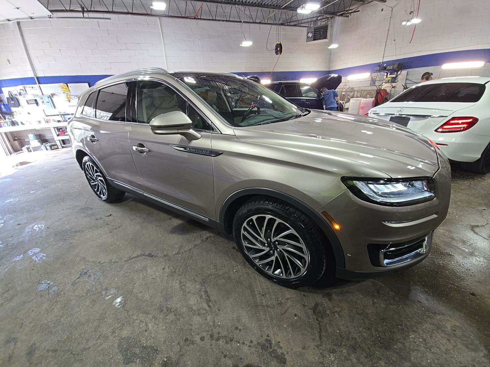 2020 Lincoln Nautilus Reserve AWD