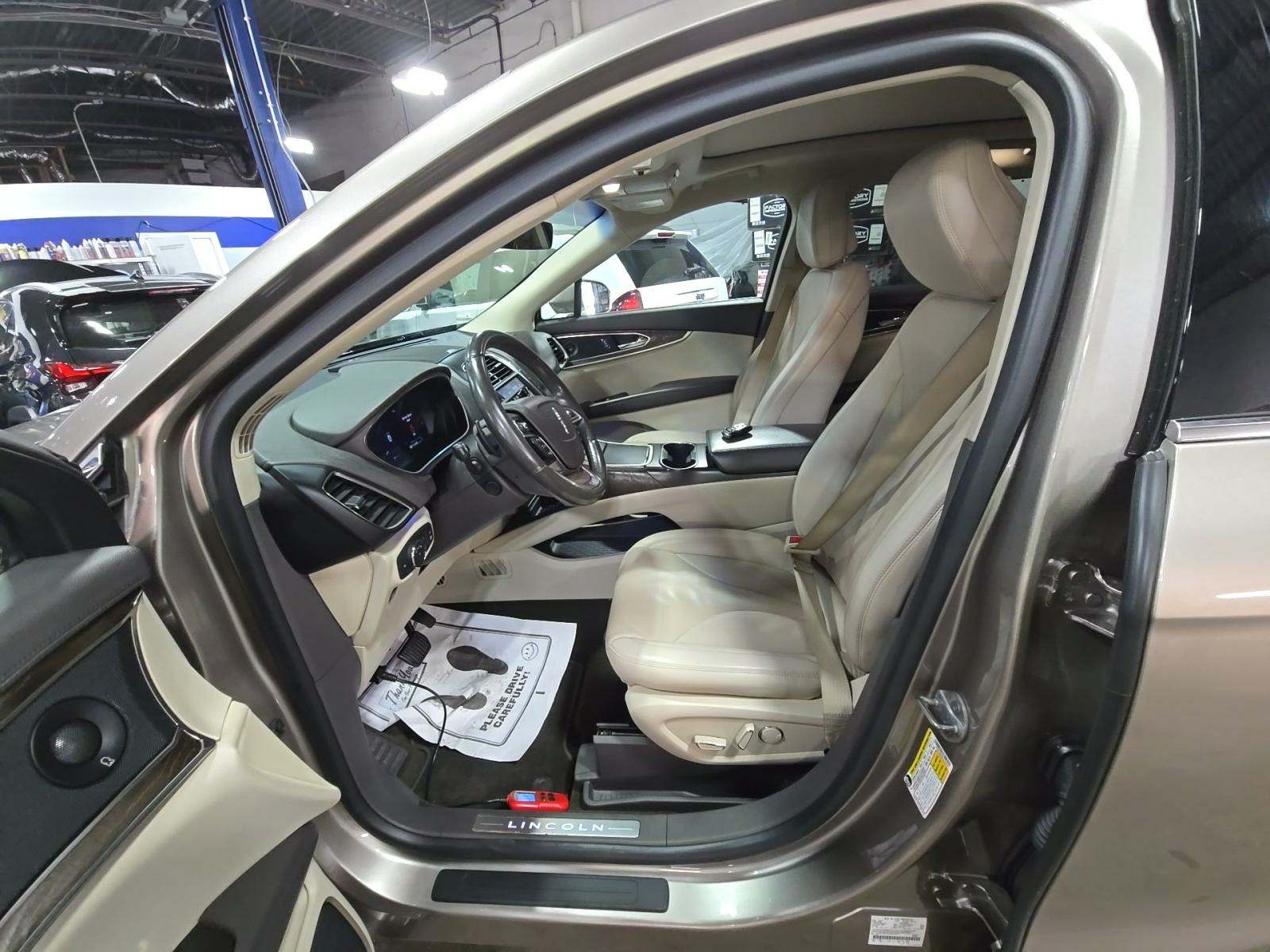 2020 Lincoln Nautilus Reserve AWD