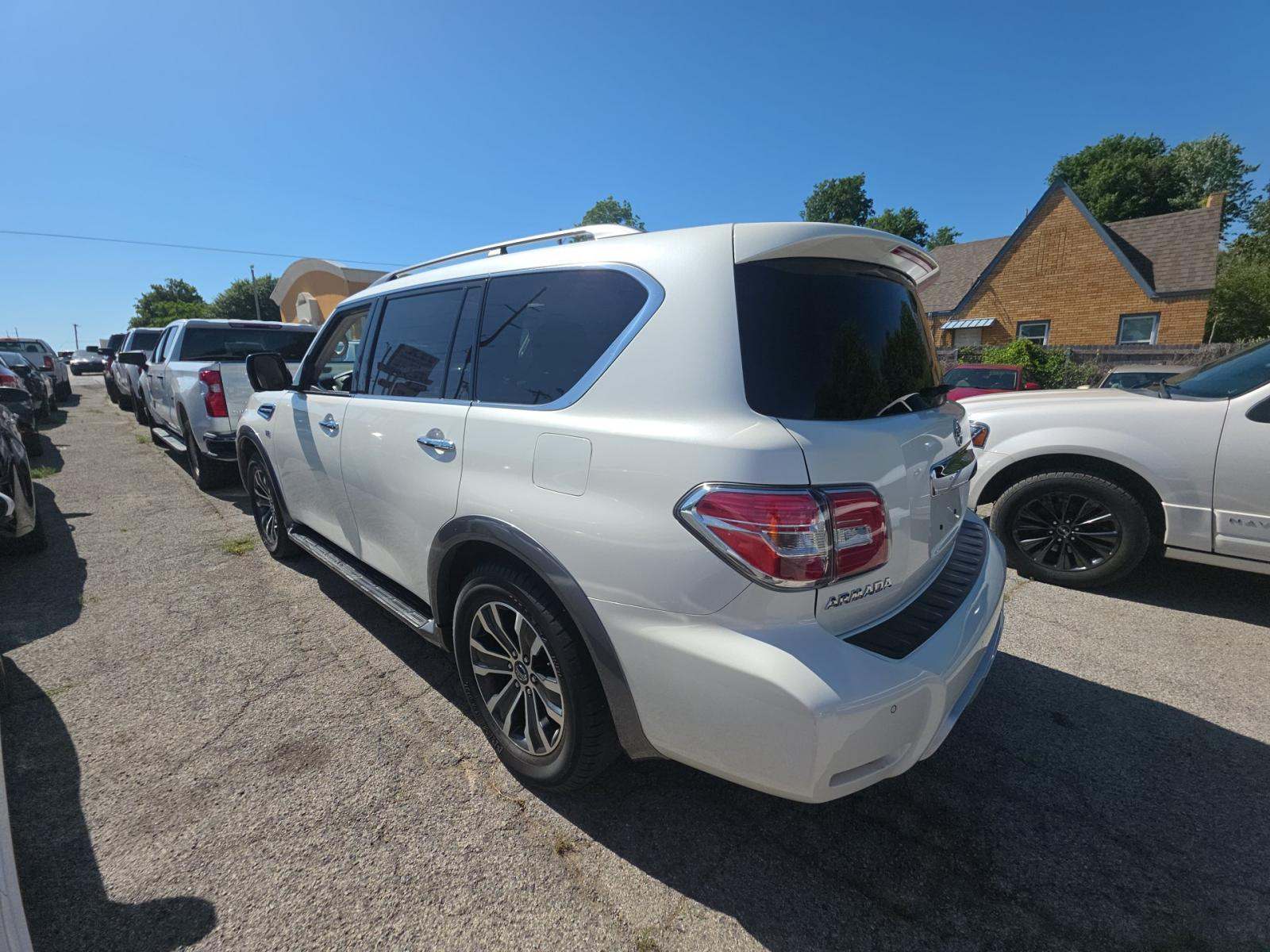 NISSAN ARMADA - 2