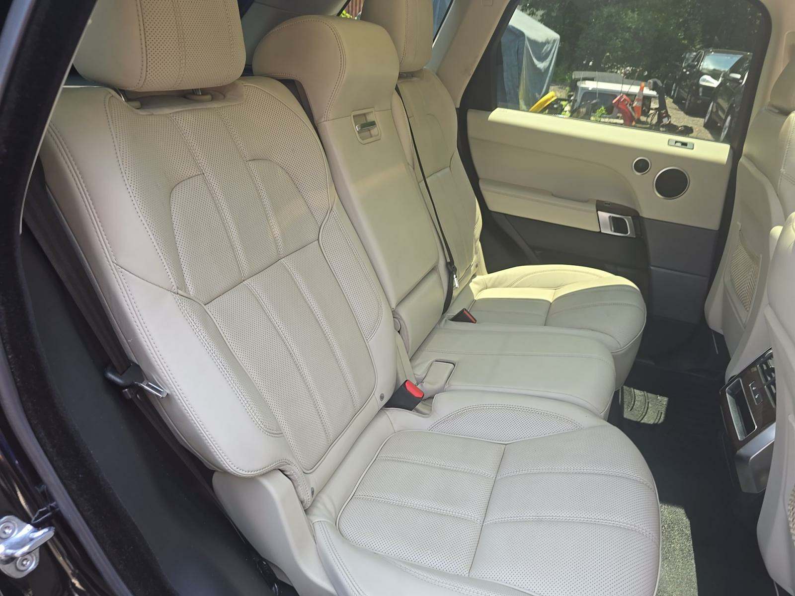 2016 Land Rover Range Rover Sport HSE AWD