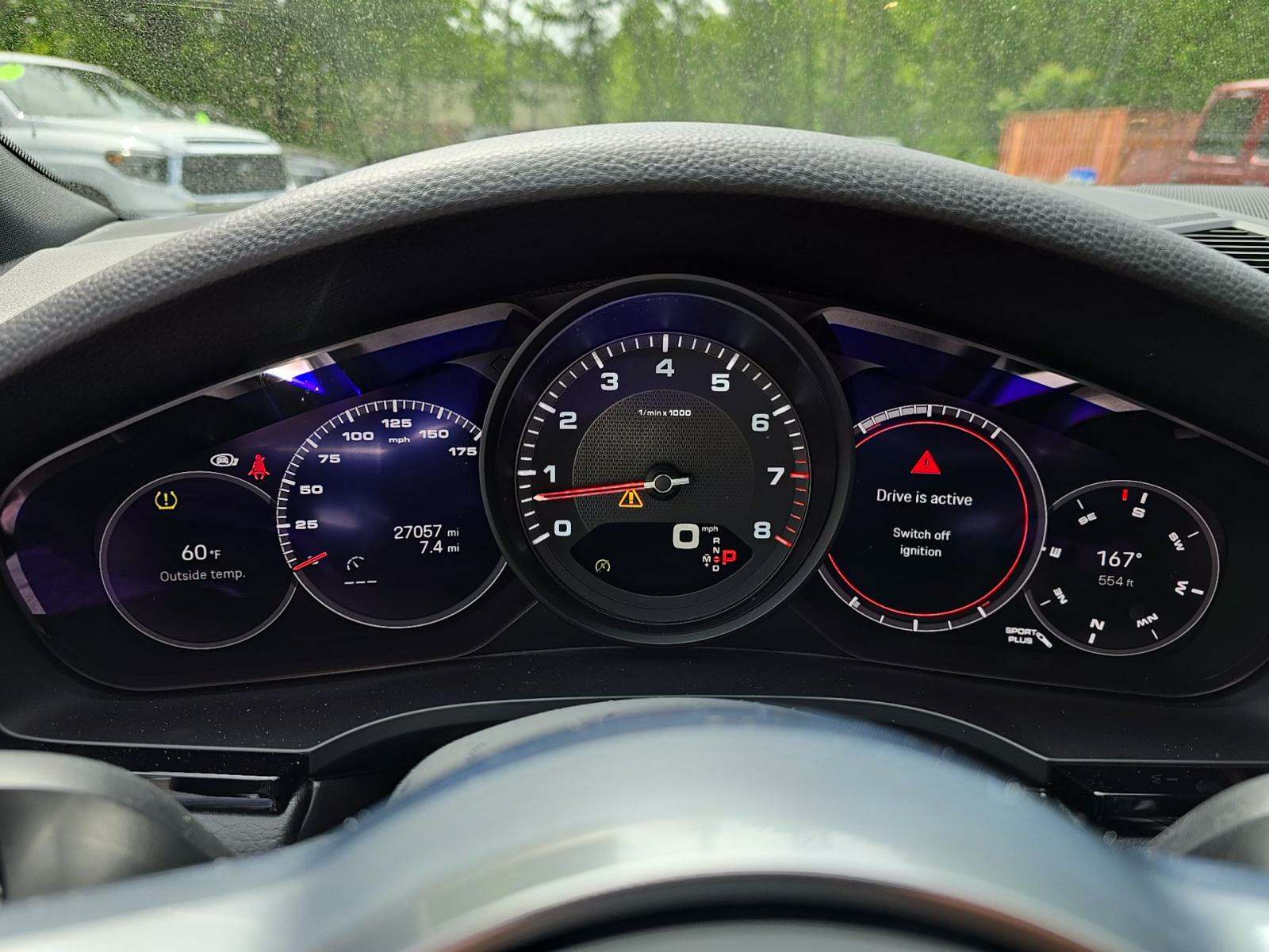 2022 Porsche Cayenne Platinum Edition AWD