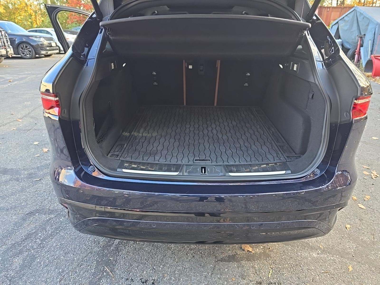 2024 Jaguar F-PACE P250 R-Dynamic S AWD