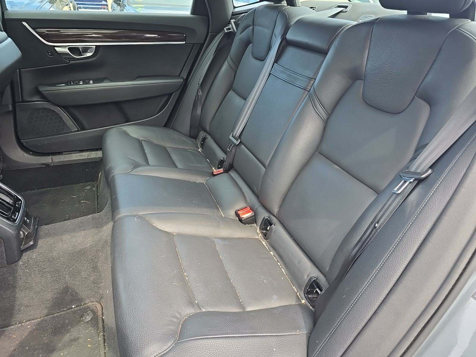 2018 Volvo S90 T5 Momentum AWD