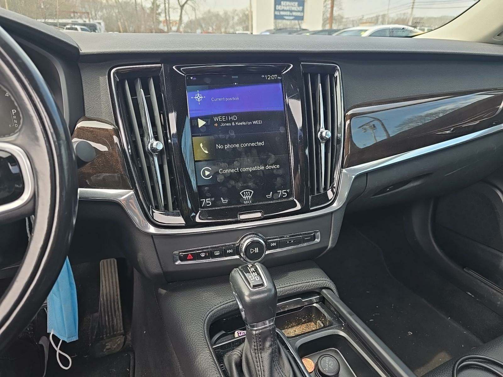 2018 Volvo S90 T5 Momentum AWD