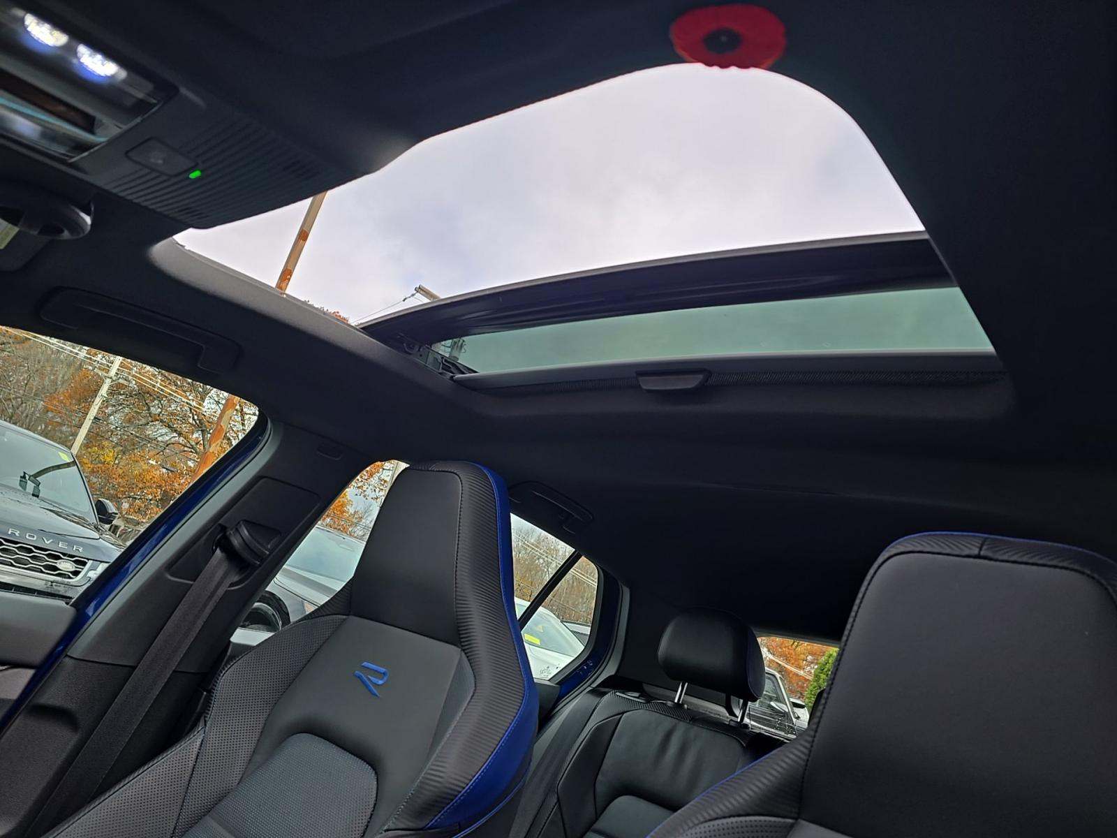 2022 Volkswagen Golf R AWD