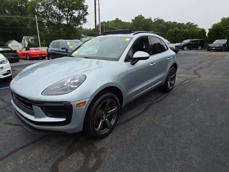 2022 Porsche Macan