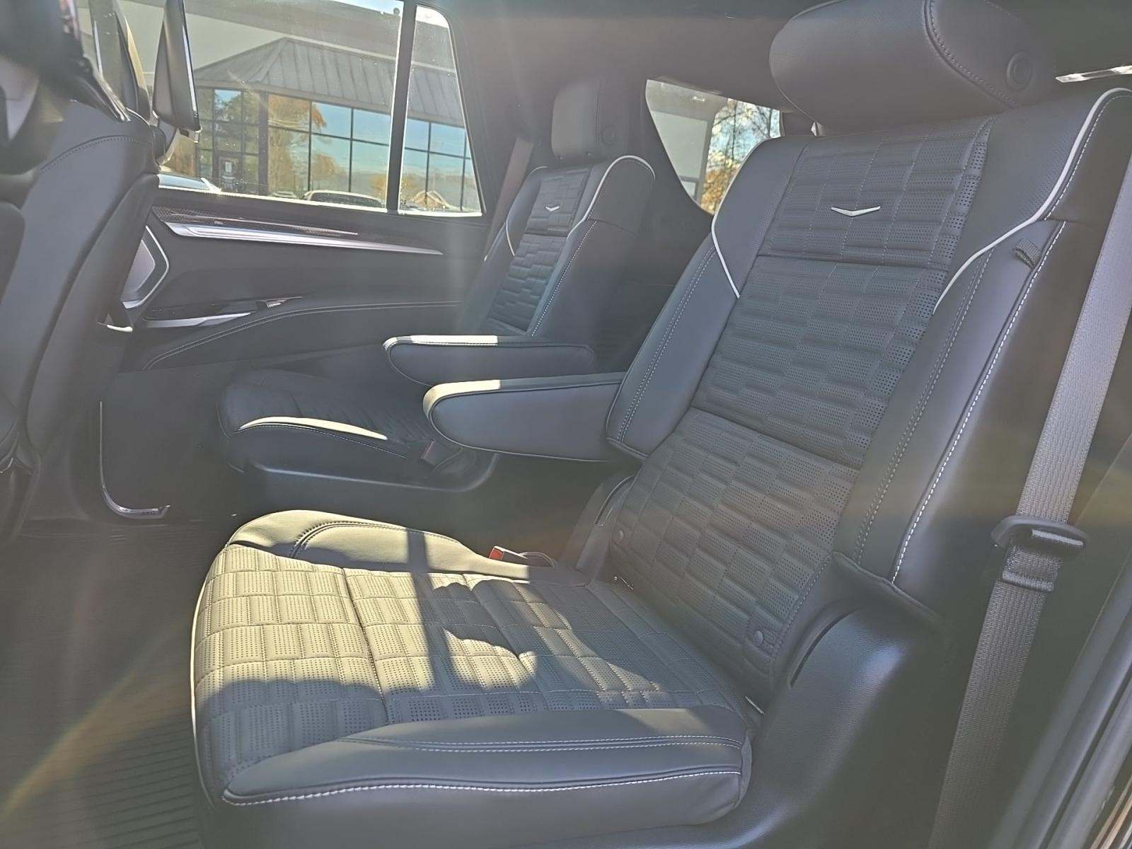 2025 Cadillac Escalade V-Series AWD