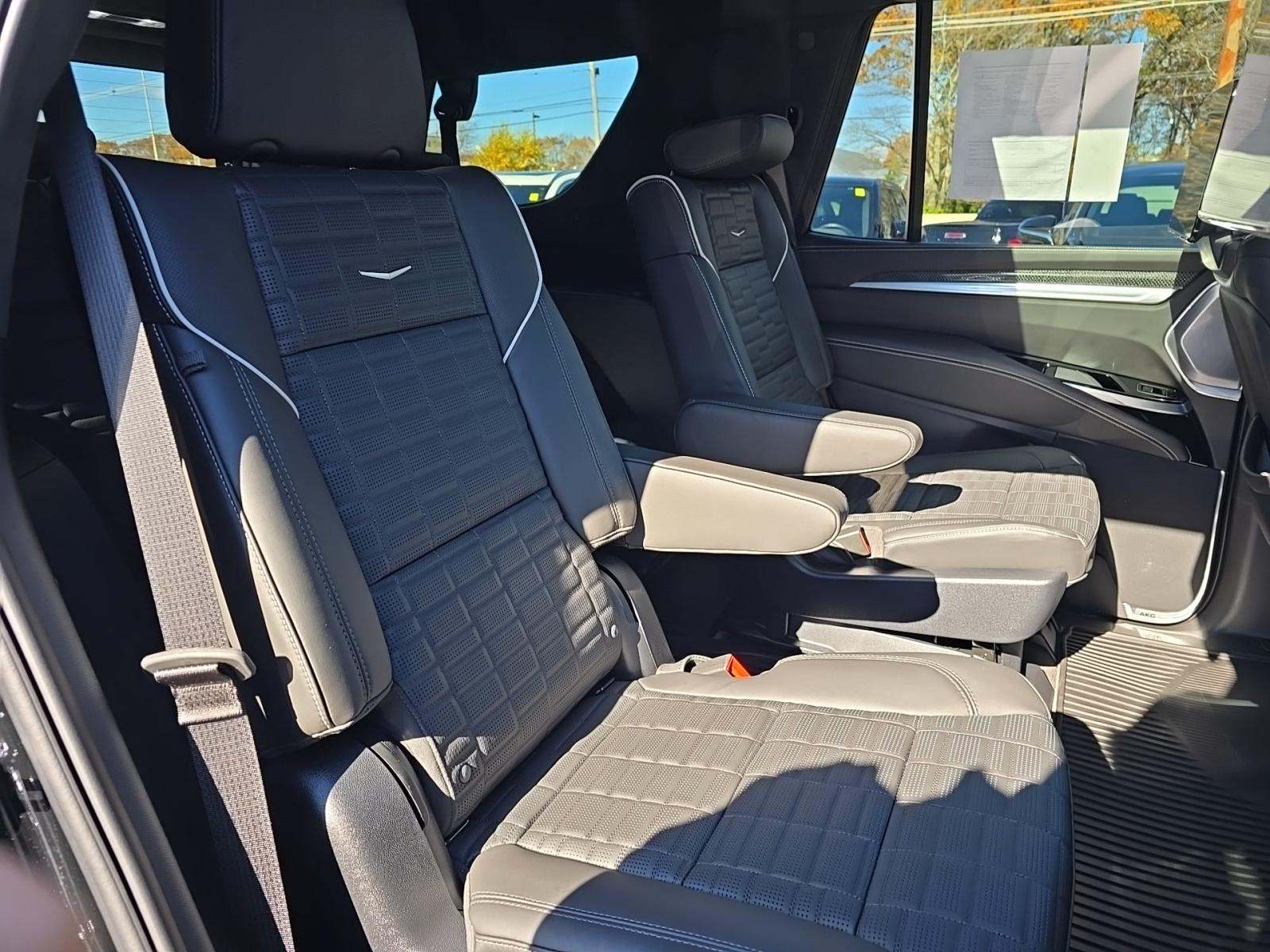 2025 Cadillac Escalade V-Series AWD