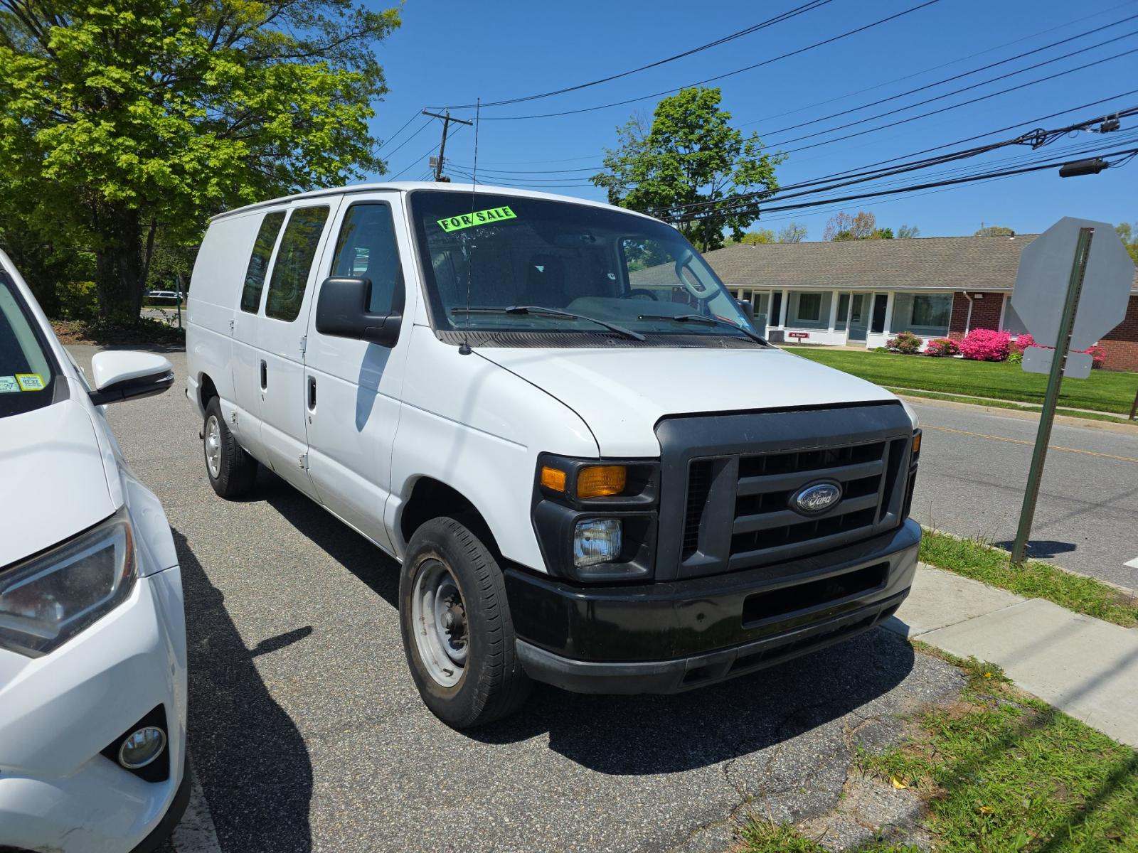 FORD E-150 - 4