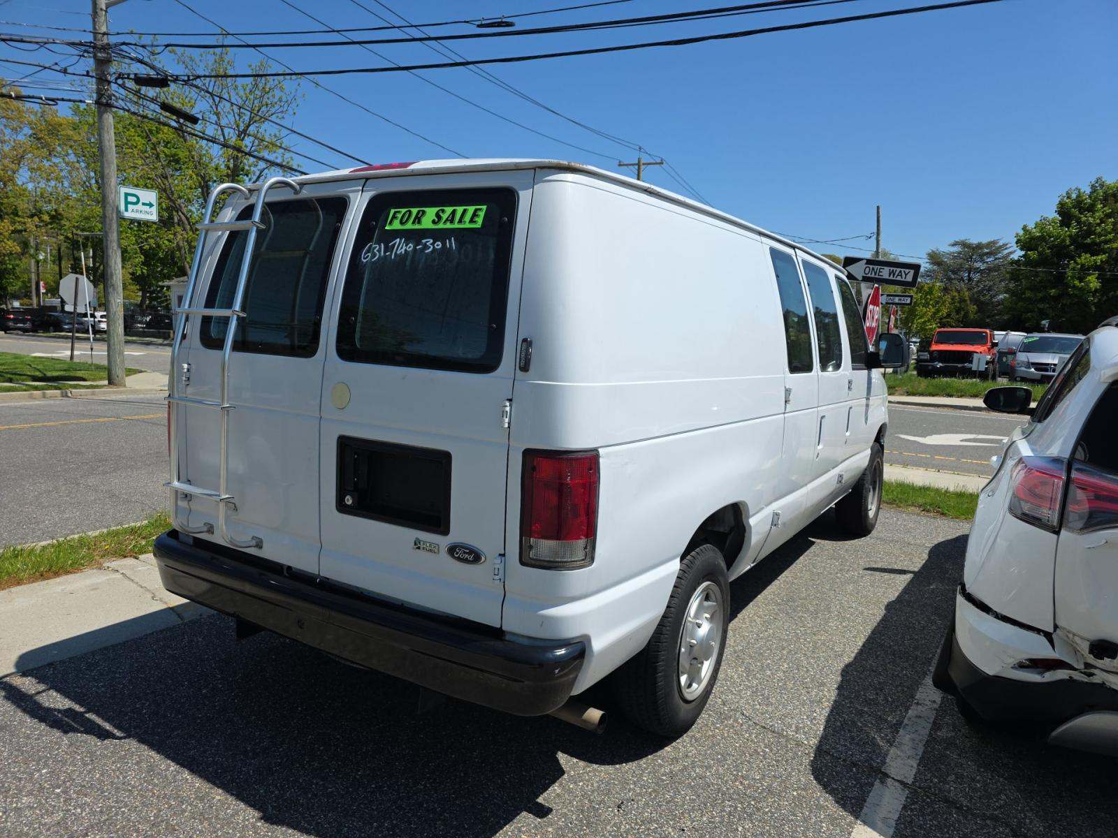 FORD E-150 - 3