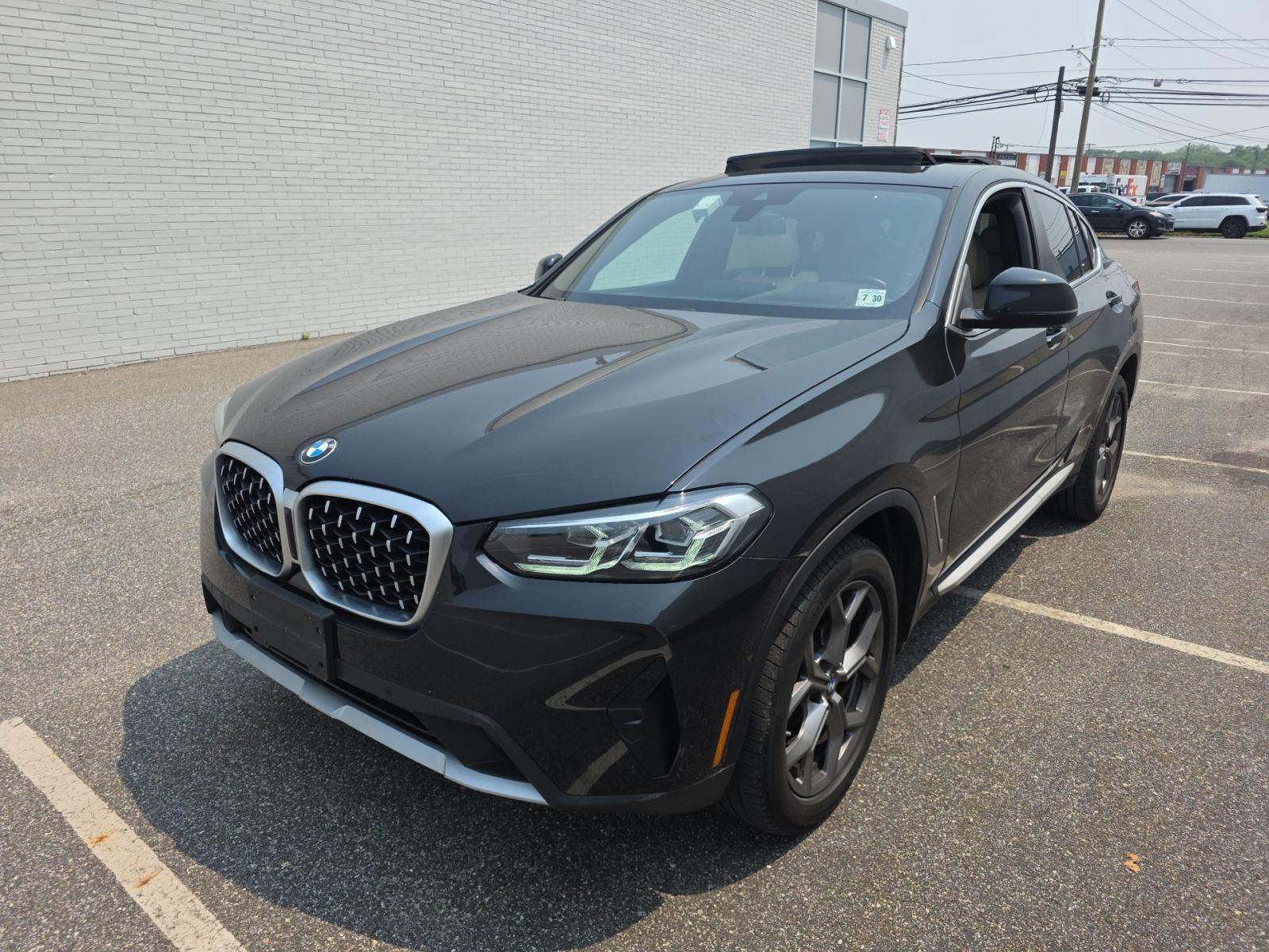 2025 BMW X4 xDrive30i AWD