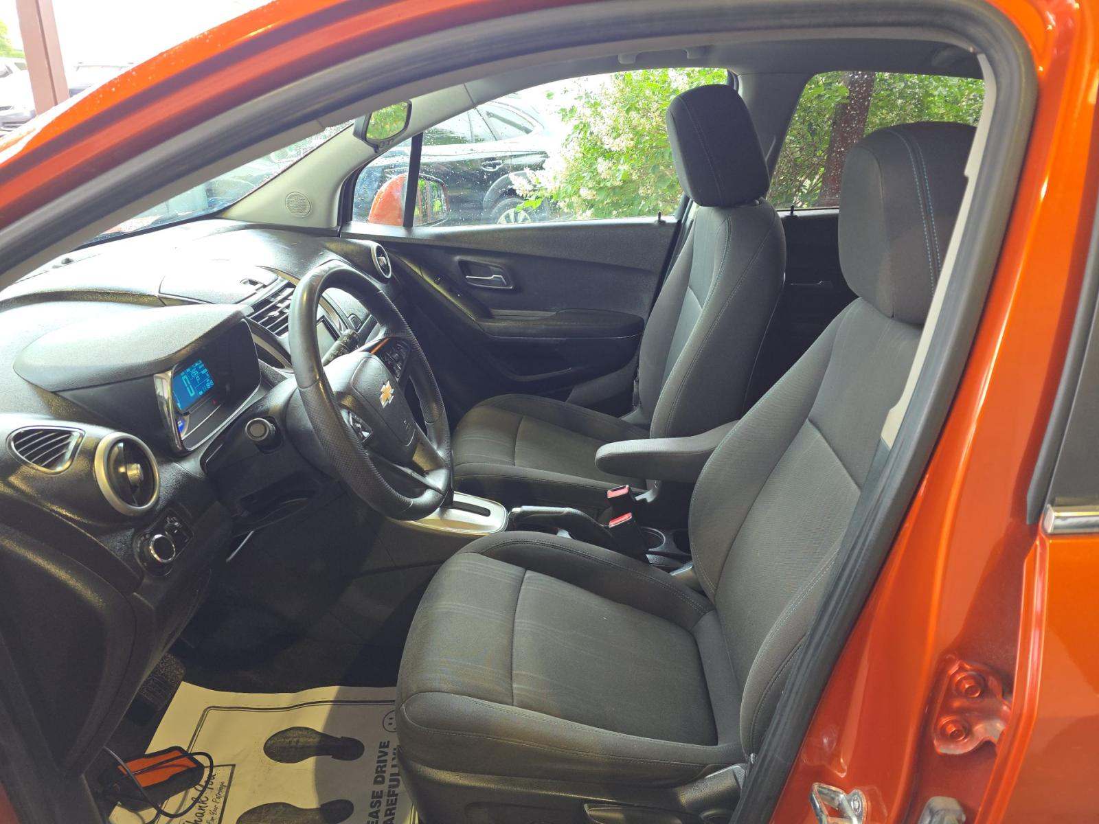 CHEVROLET TRAX - 6