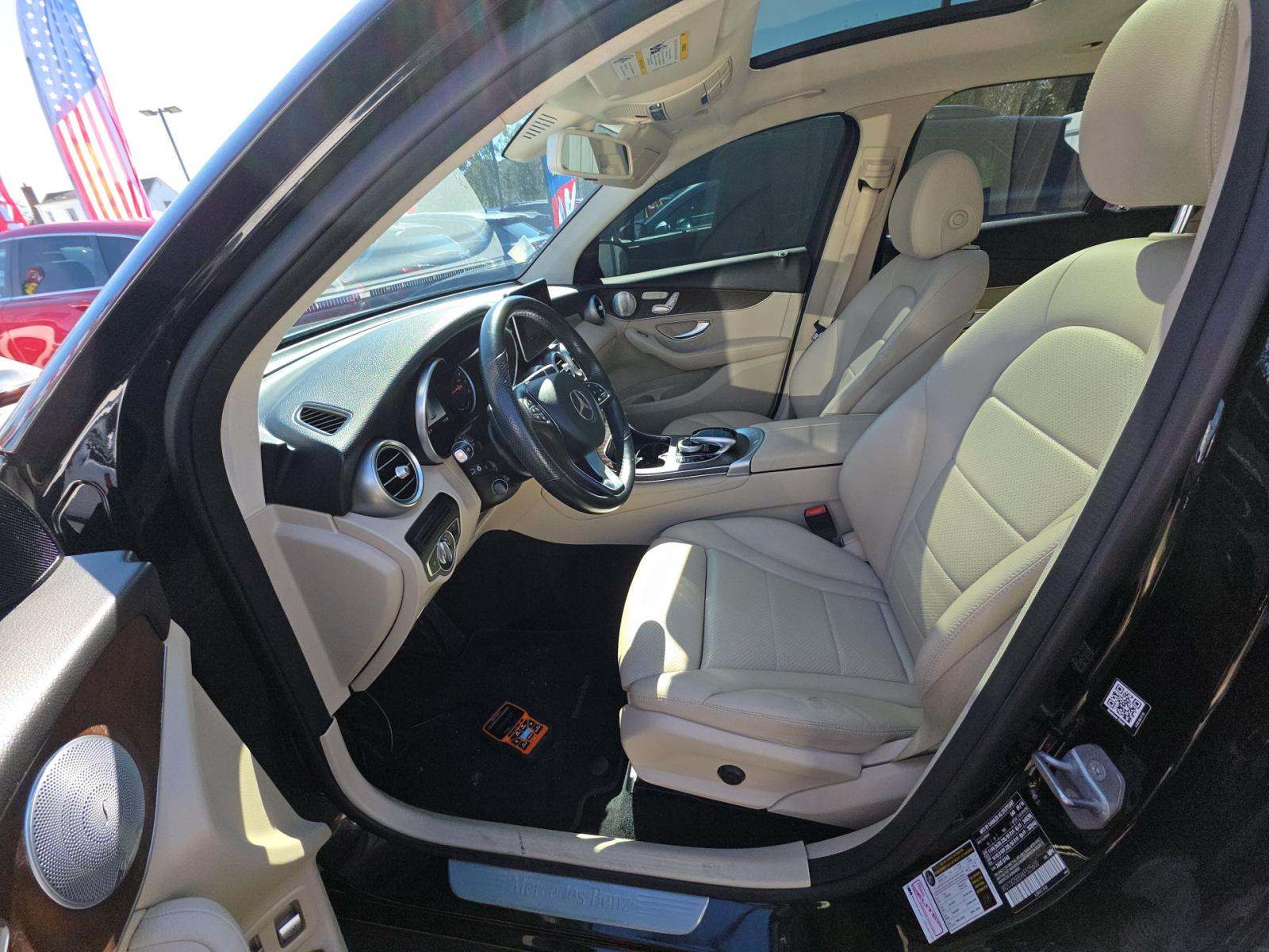 MERCEDES-BENZ GLC - 6