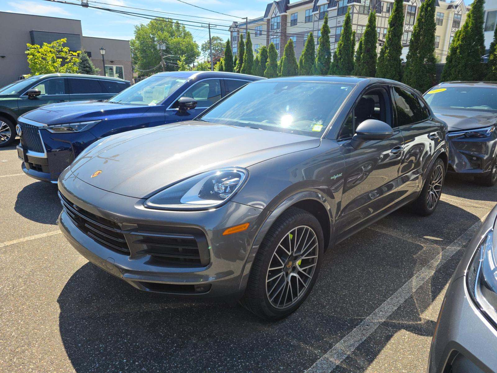 2023 Porsche Cayenne E-Hybrid AWD