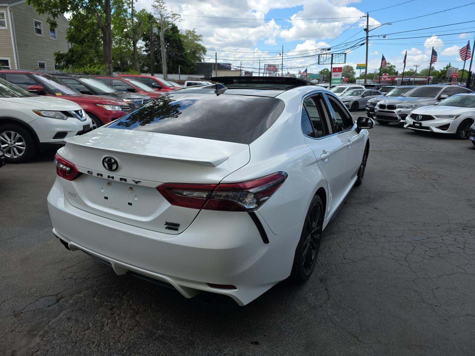 TOYOTA CAMRY - 3