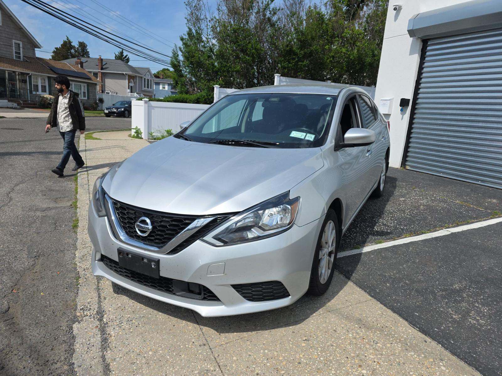 NISSAN SENTRA - 1