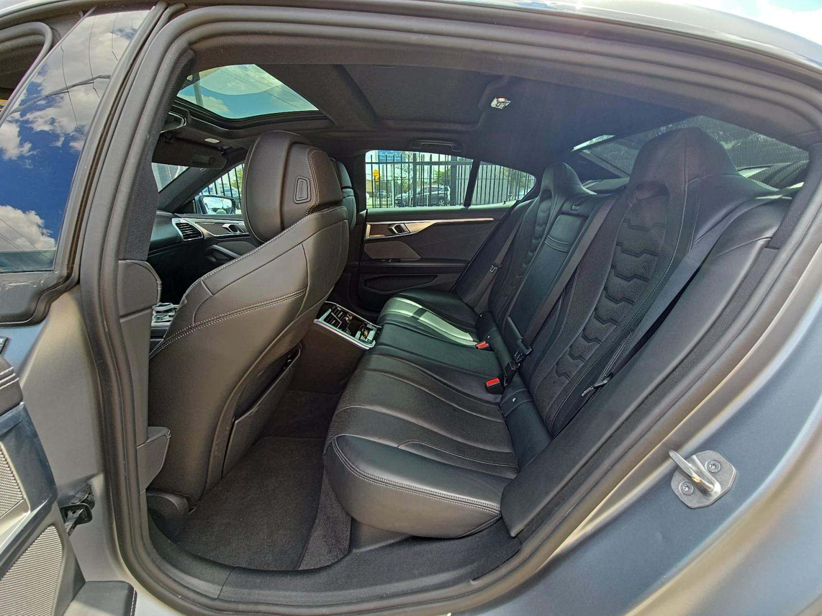 2022 BMW 8 Series 840i RWD