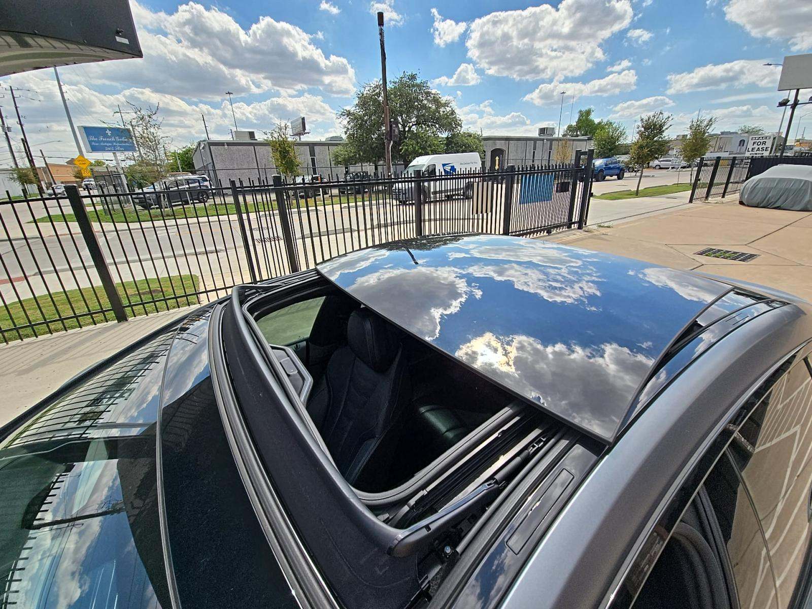 2022 BMW 8 Series 840i RWD