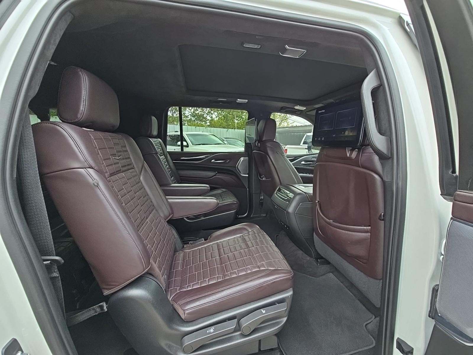 2022 Cadillac Escalade ESV Sport Platinum AWD