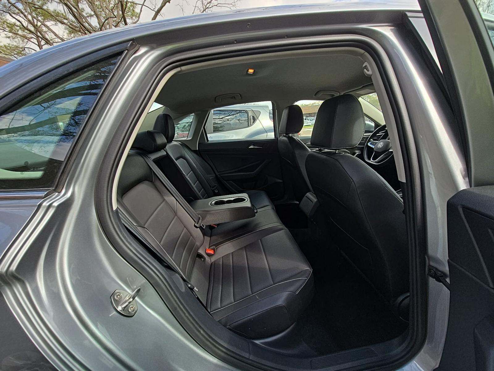 2024 Volkswagen Jetta 1.5T SE FWD