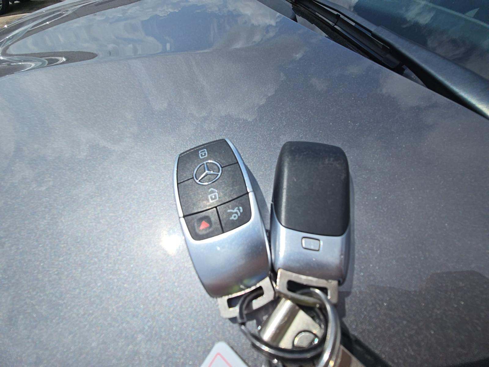 MERCEDES-BENZ GLA-CLASS - 4