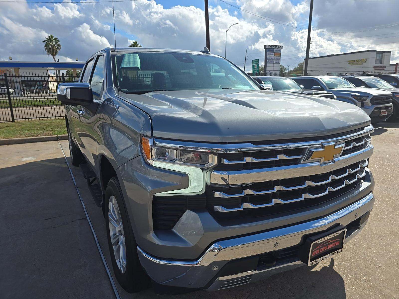 2023 Chevrolet Silverado 1500 LTZ AWD