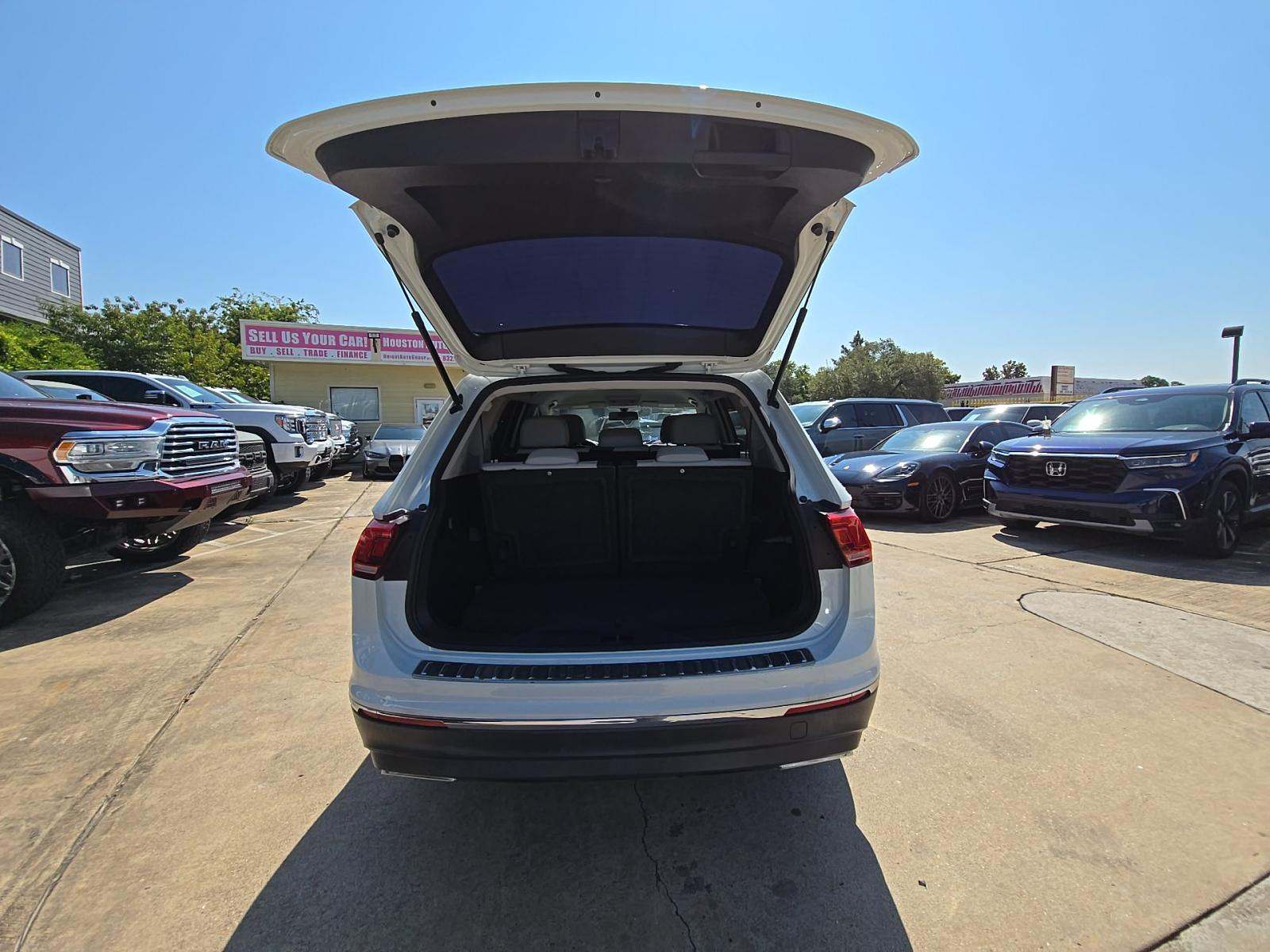2021 Volkswagen Tiguan 2.0T SE FWD