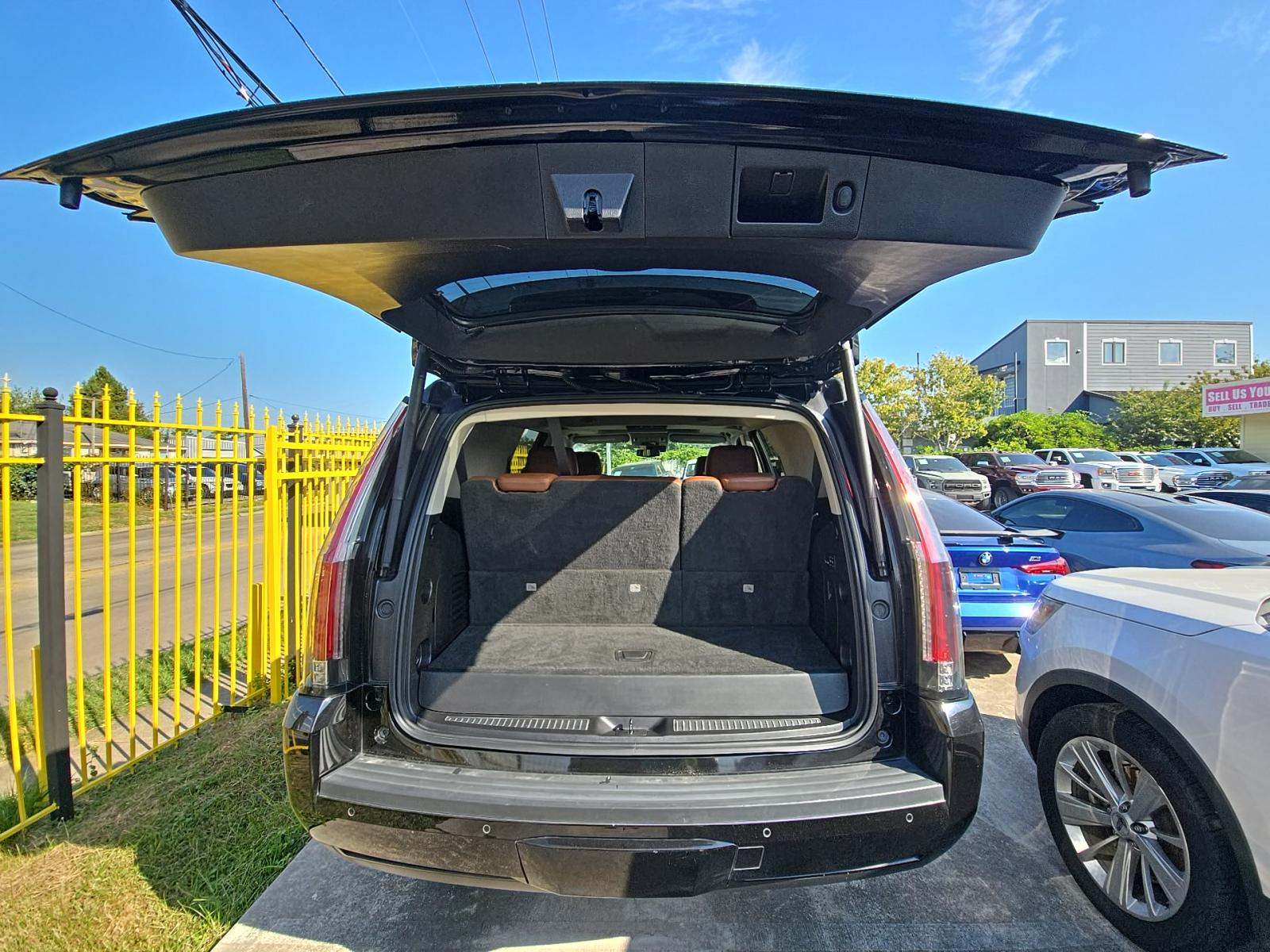 2020 Cadillac Escalade Premium Luxury AWD