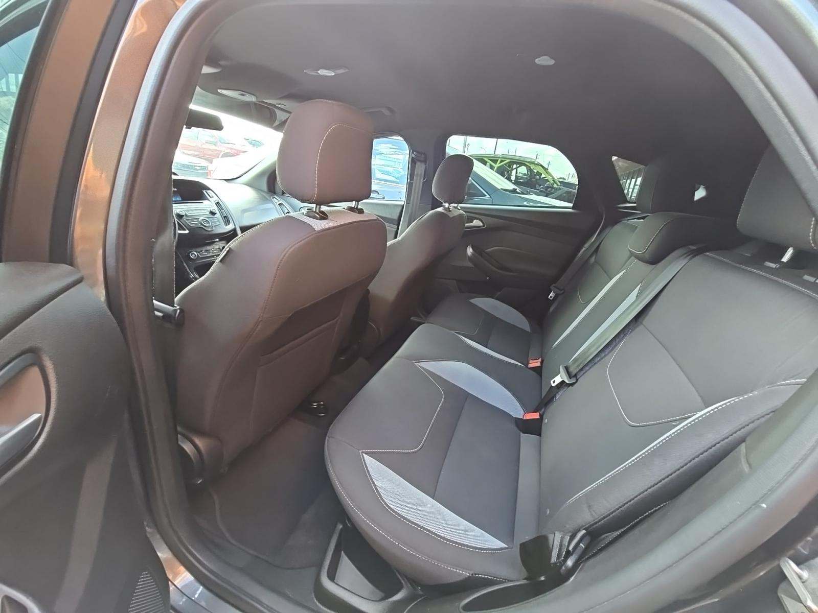 2016 Ford Focus ST FWD