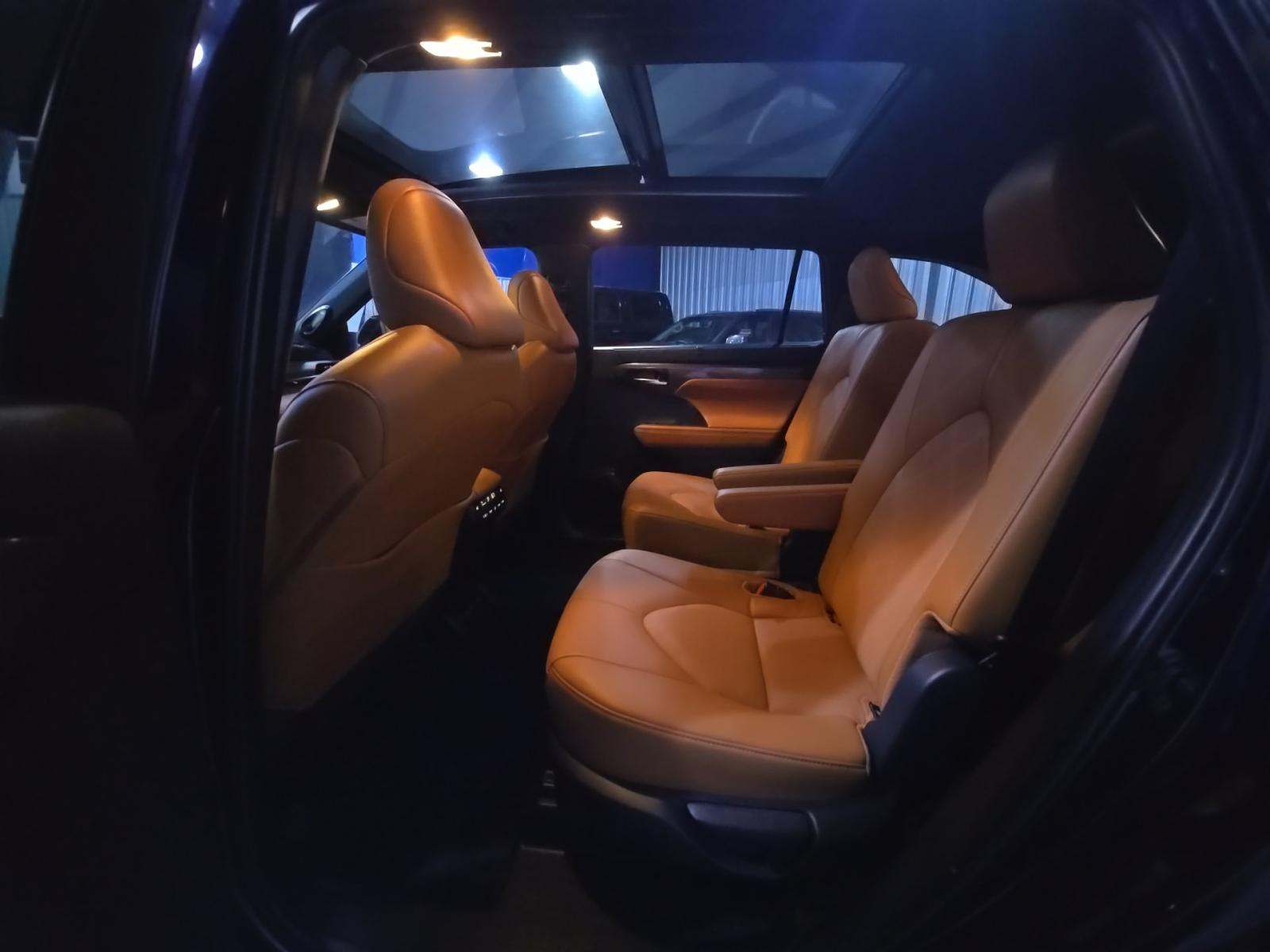 2024 Toyota Highlander Platinum FWD