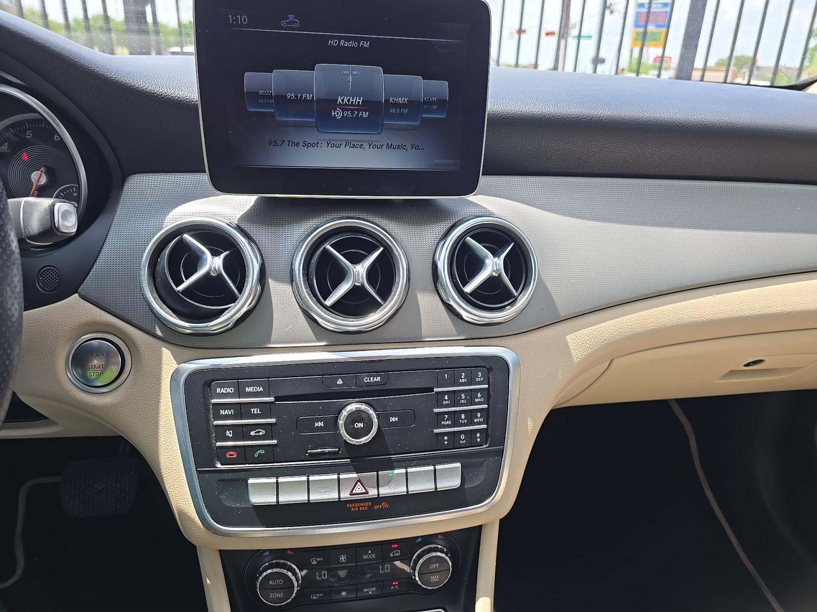 MERCEDES-BENZ GLA-CLASS - 10