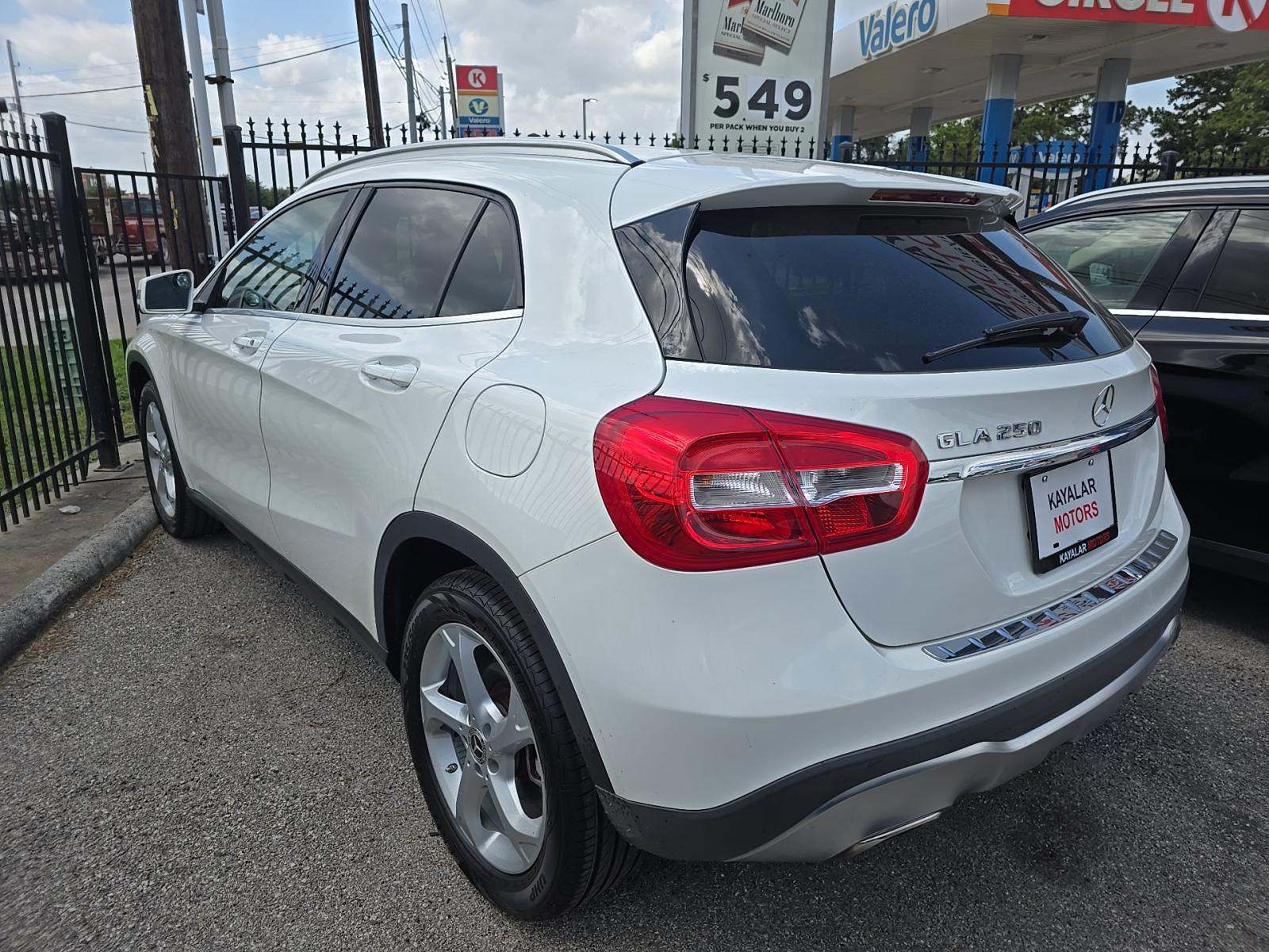 MERCEDES-BENZ GLA-CLASS - 2