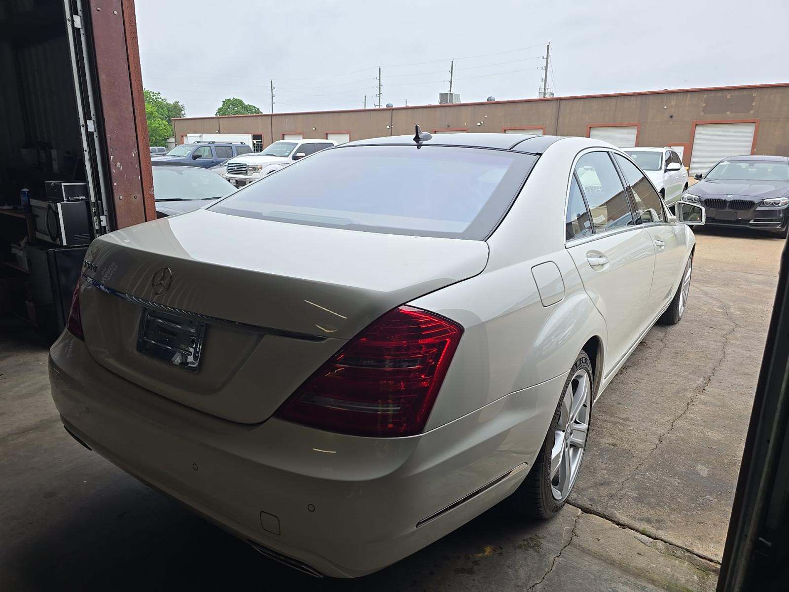 MERCEDES-BENZ S-CLASS - 3
