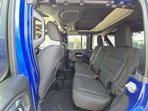 JEEP UNLIMITED SPORT S - 9