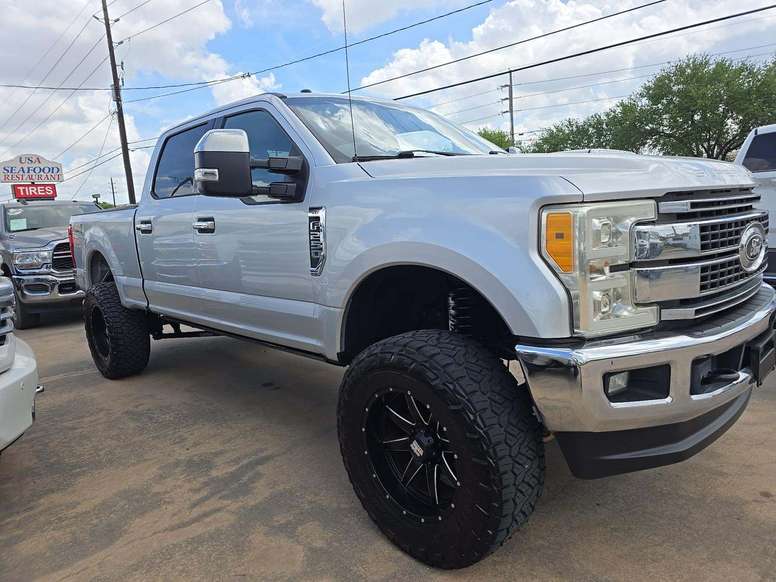 FORD F-250 - 4