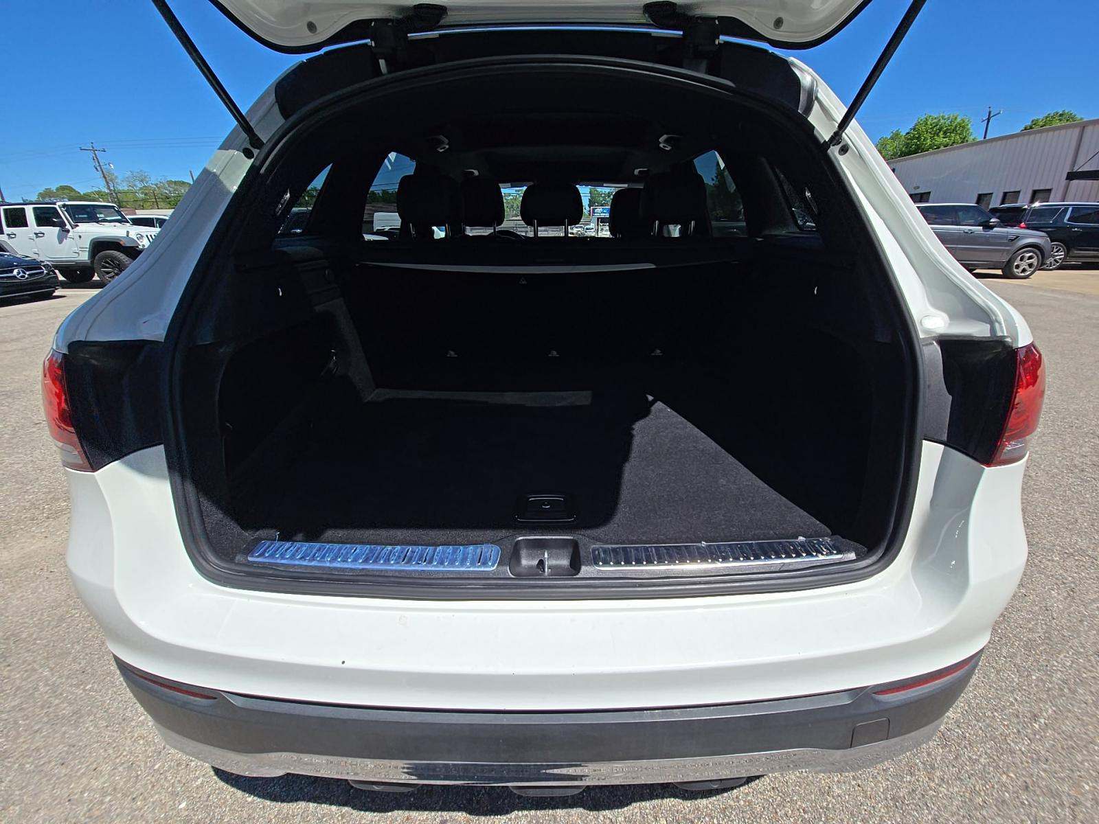 2020 Mercedes-Benz GLC GLC 300 RWD