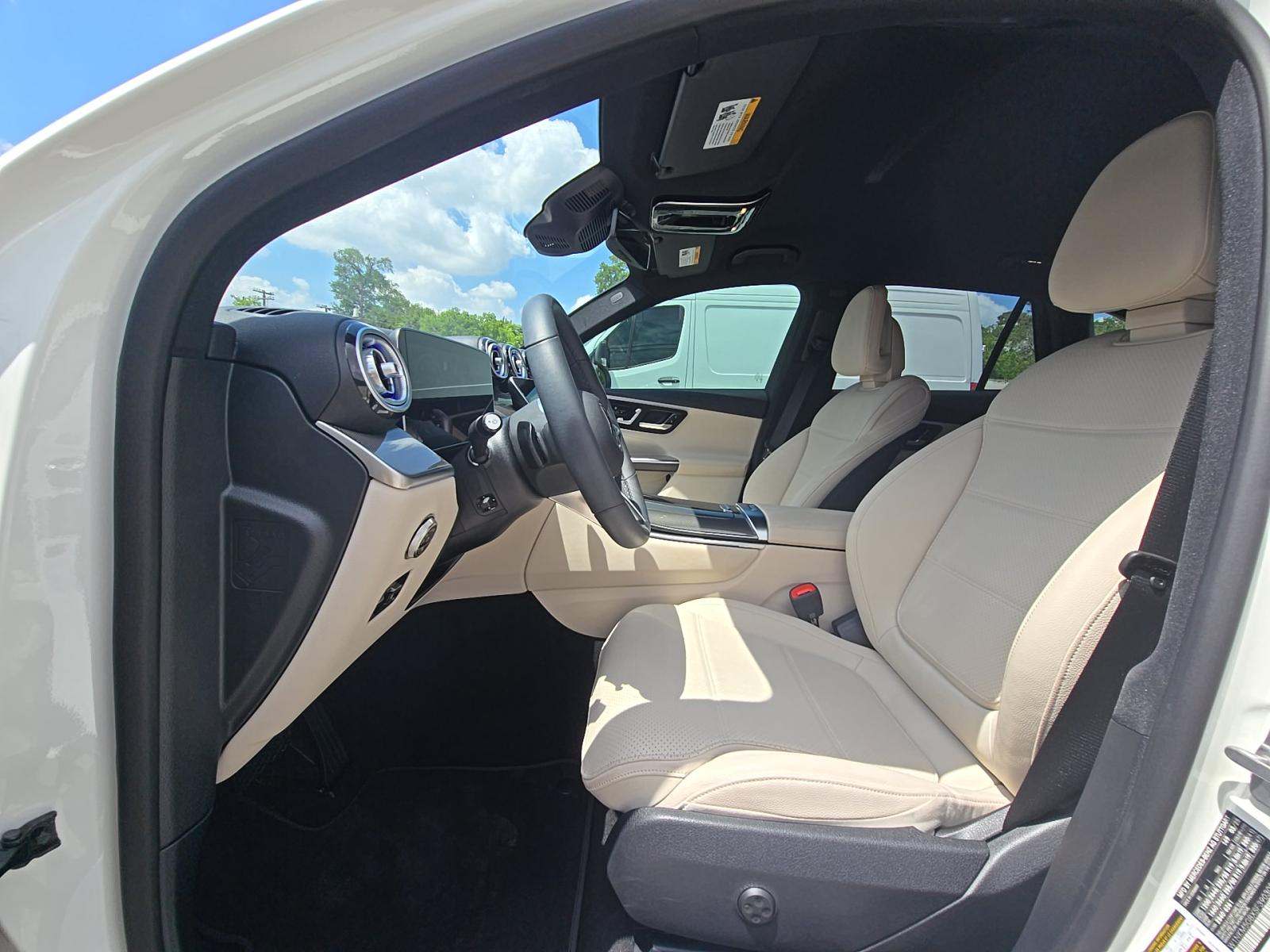 MERCEDES-BENZ GLC - 2