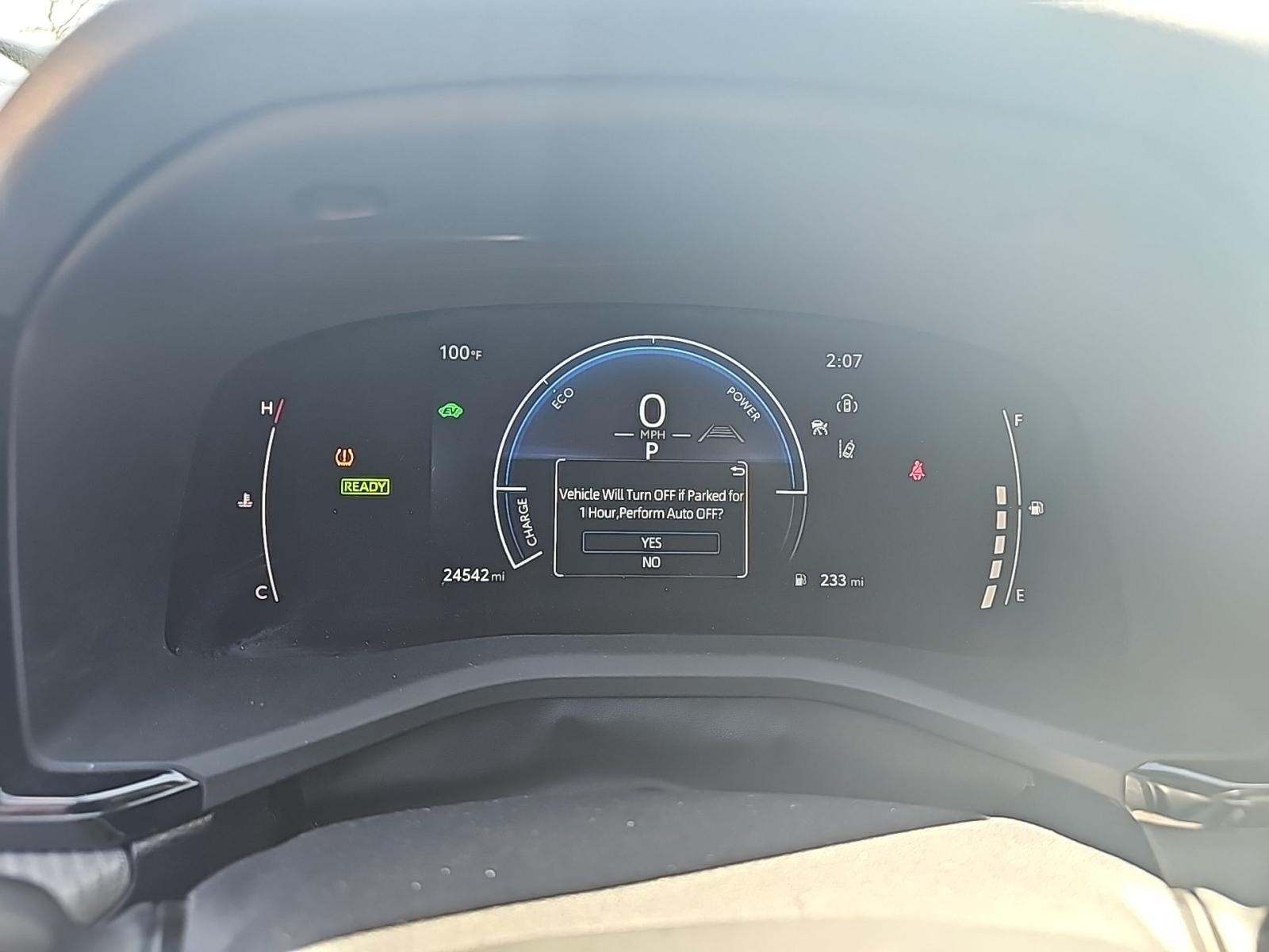 2025 Toyota Camry SE FWD