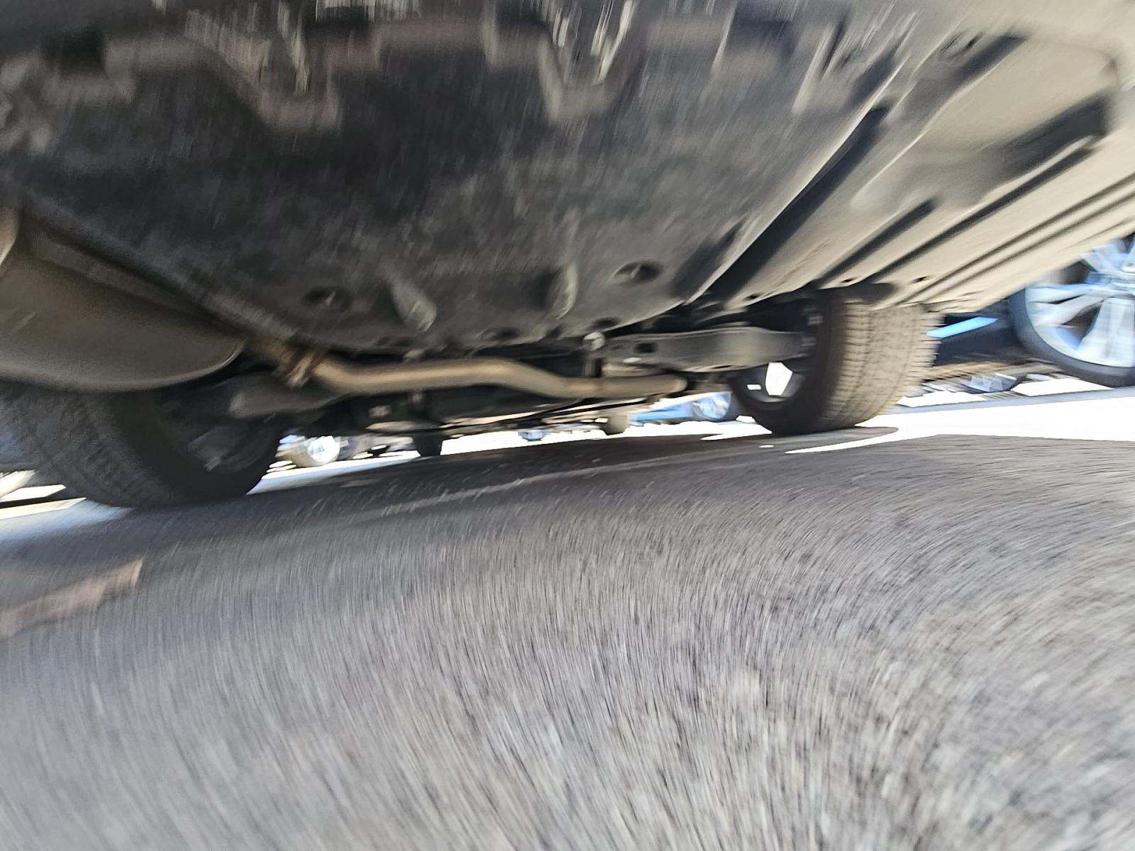 2025 Toyota Camry SE FWD