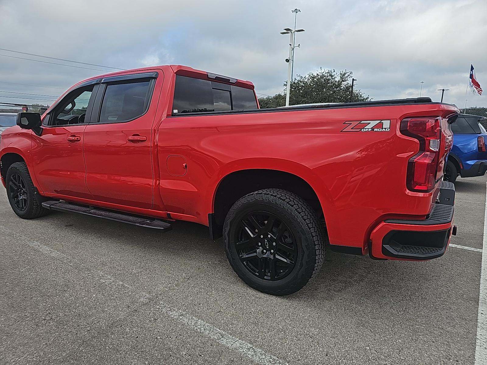 2022 Chevrolet Silverado 1500 RST AWD