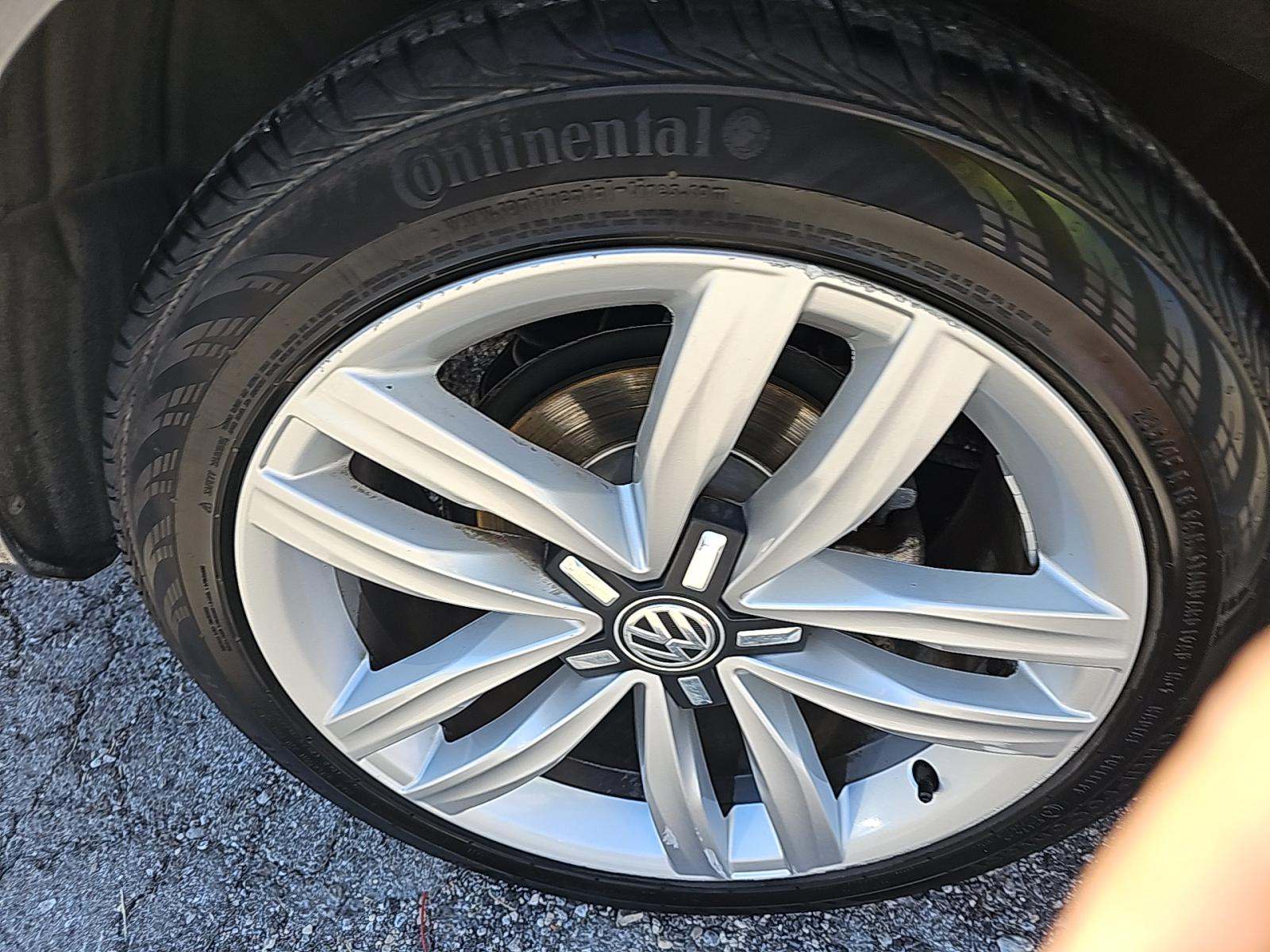 2016 Volkswagen Passat 1.8T SEL FWD