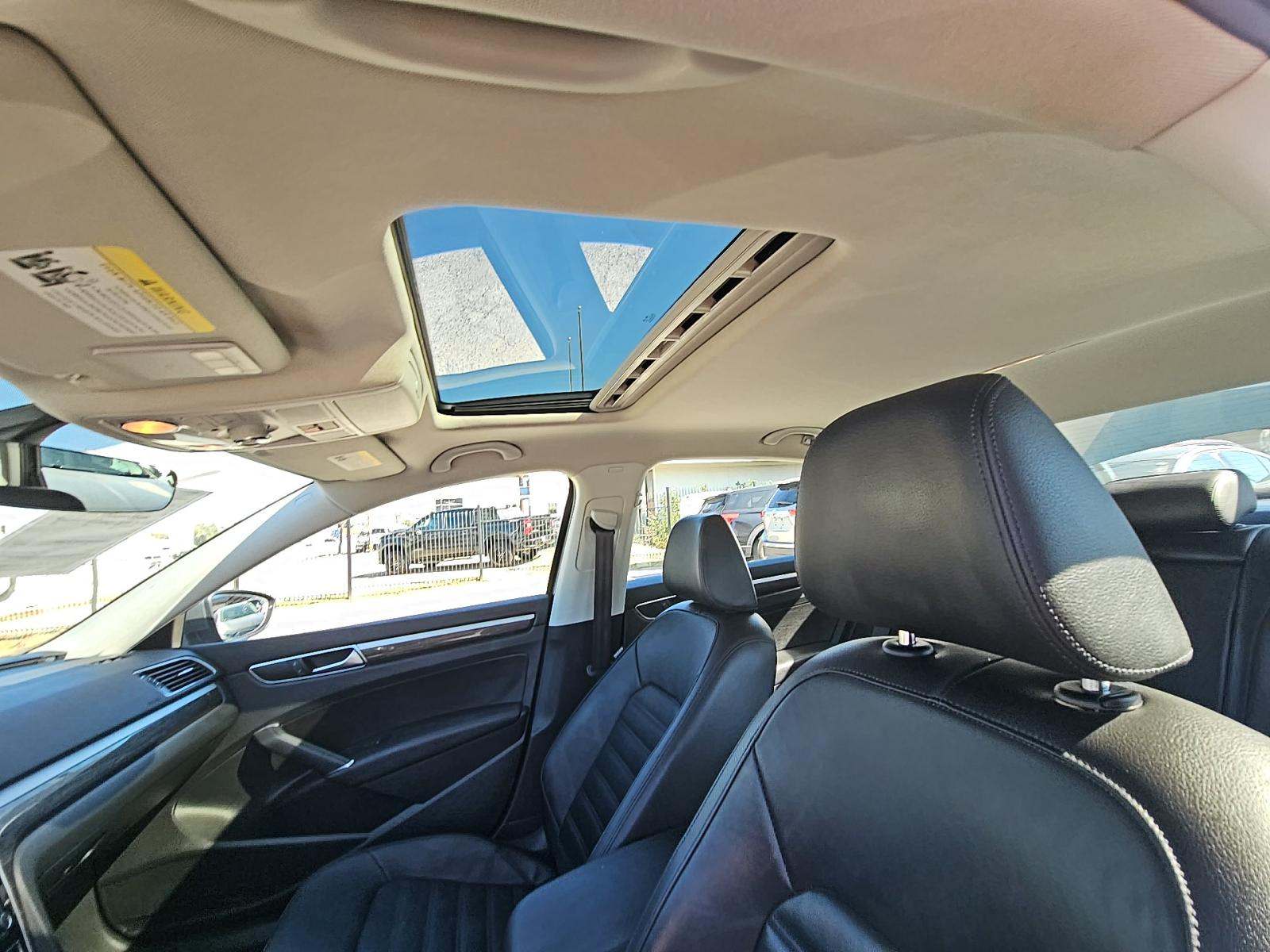 2016 Volkswagen Passat 1.8T SEL FWD